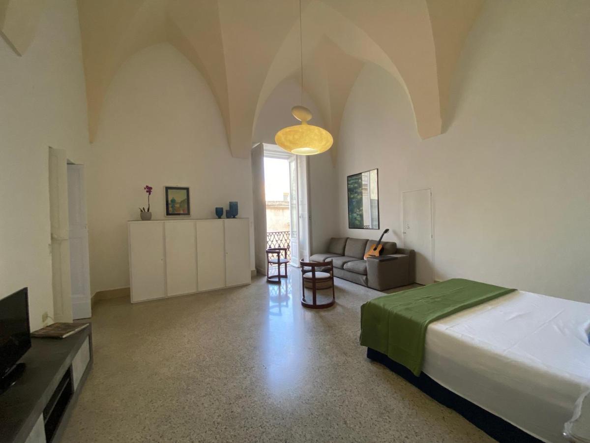 Palazzo Rossi Apartment Lecce Exterior foto