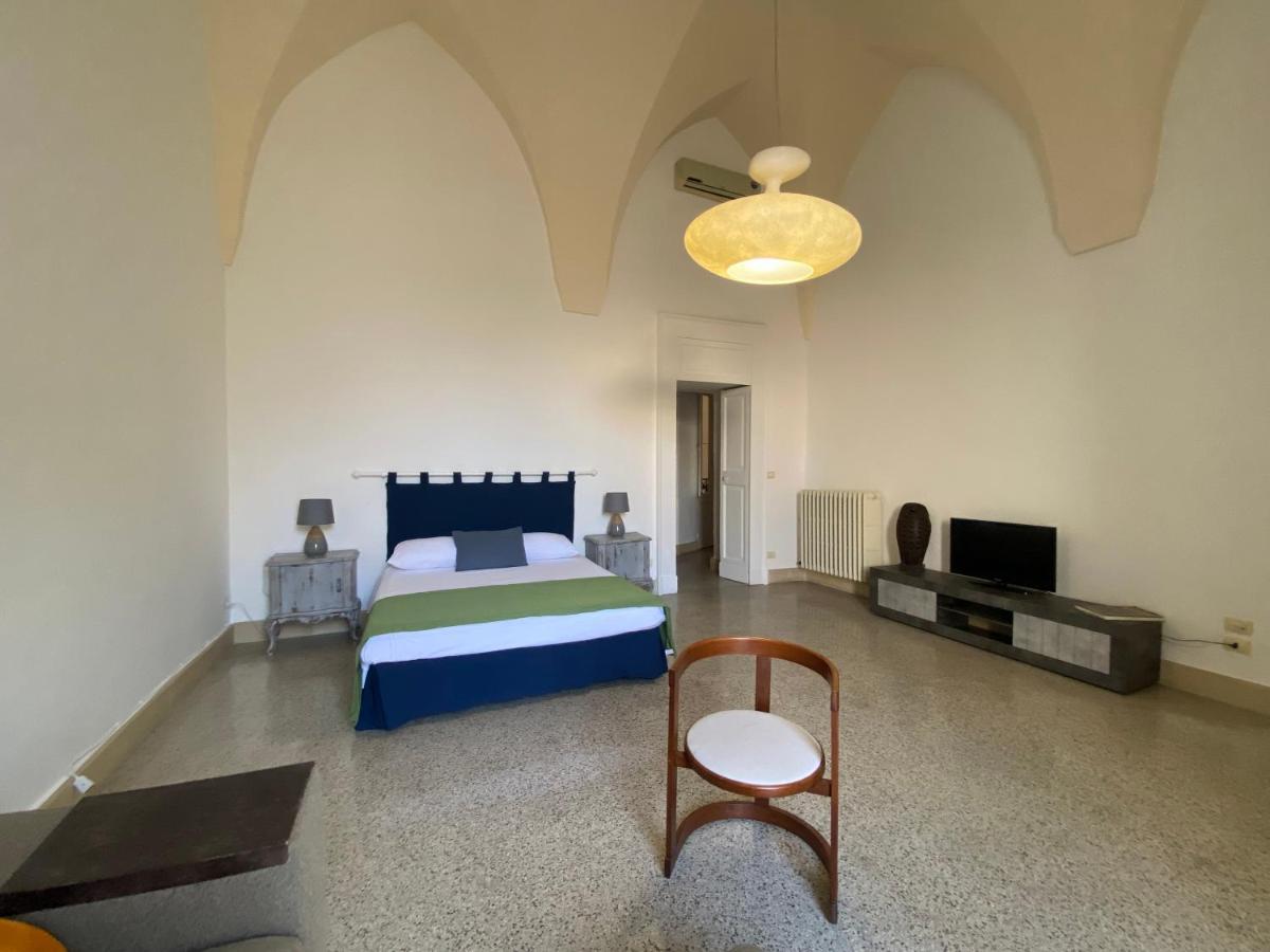 Palazzo Rossi Apartment Lecce Exterior foto